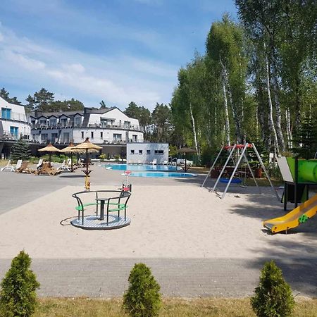 Romantyczny Apartament Happy 16 Basen & Kort Tenisowy, Ochrona 24 H - Dla Maksymalnie 6 Osob Pobierowo Eksteriør bilde