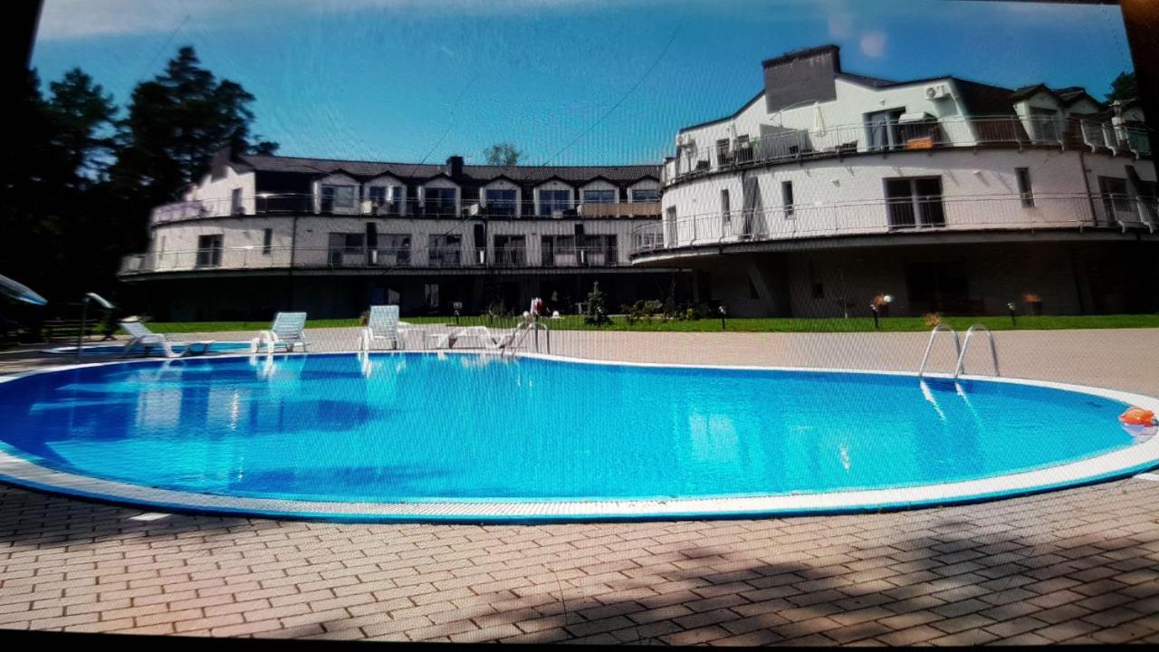Romantyczny Apartament Happy 16 Basen & Kort Tenisowy, Ochrona 24 H - Dla Maksymalnie 6 Osob Pobierowo Eksteriør bilde